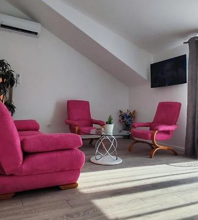 Apartman Leona Kastela Dış mekan fotoğraf