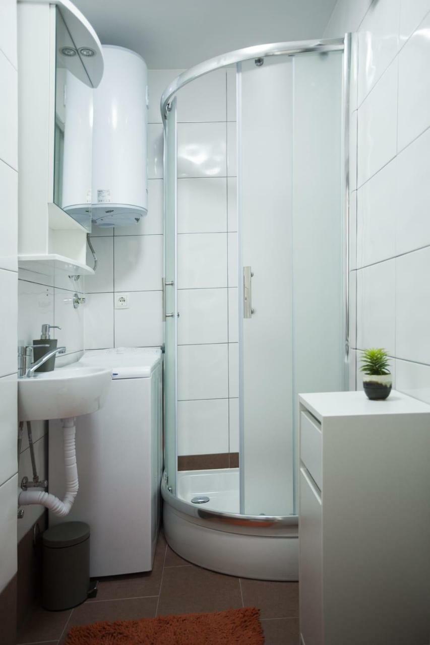 Apartman Leona Kastela Dış mekan fotoğraf