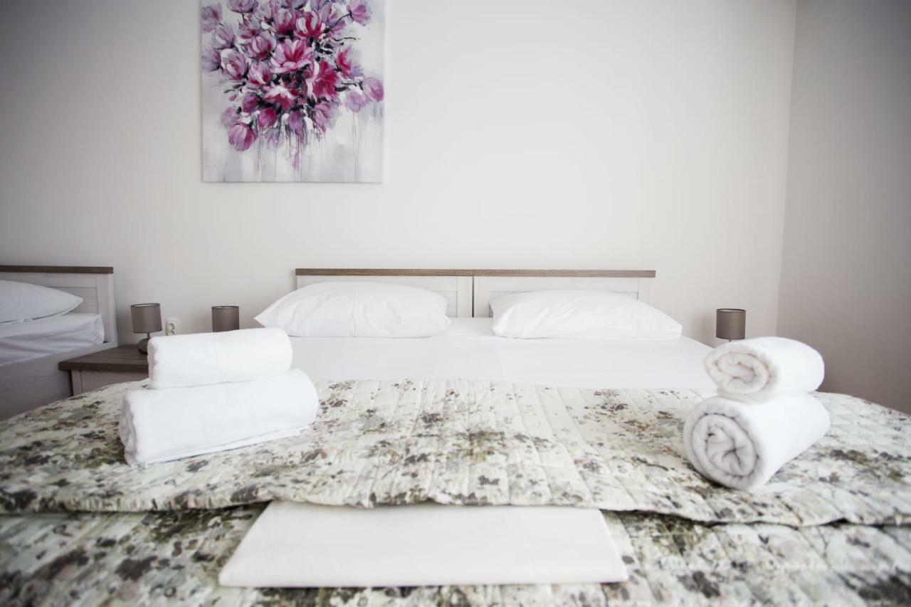 Apartman Leona Kastela Dış mekan fotoğraf